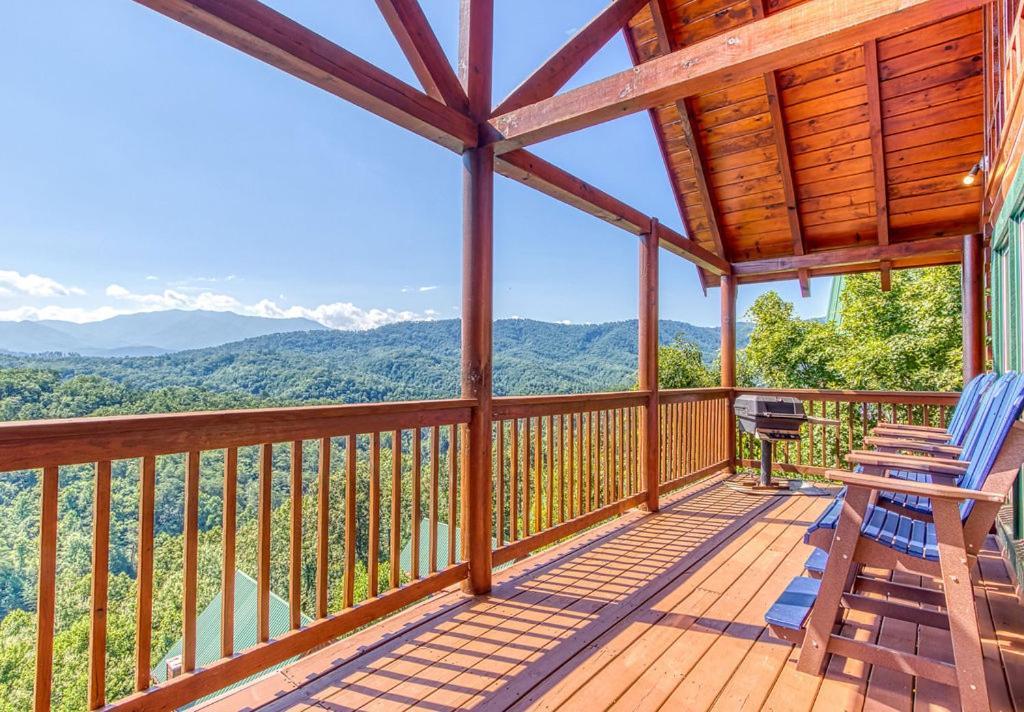 A Higher Calling, 1089 Of Free Area Attraction Tickets For Each Paid Day, Dollywood And More! Пиджен Фордж Екстериор снимка