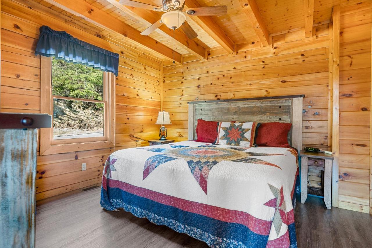 A Higher Calling, 1089 Of Free Area Attraction Tickets For Each Paid Day, Dollywood And More! Пиджен Фордж Екстериор снимка