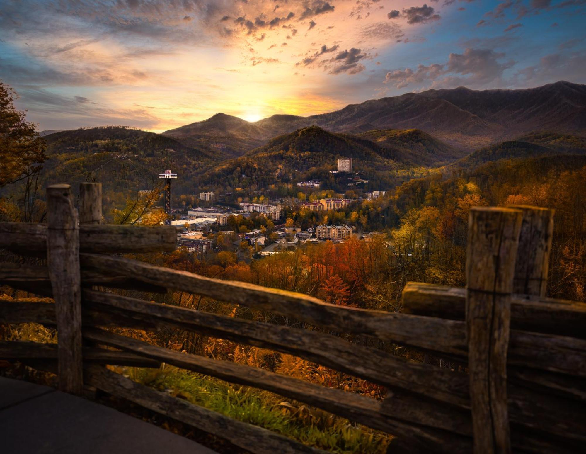 A Higher Calling, 1089 Of Free Area Attraction Tickets For Each Paid Day, Dollywood And More! Пиджен Фордж Екстериор снимка